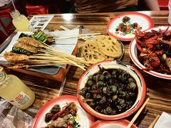 -冶建镜子·老南昌大排档·江西虾王(总店)