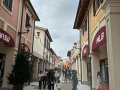 -佛罗伦萨小镇广佛名品奥特莱斯(疏港路店)