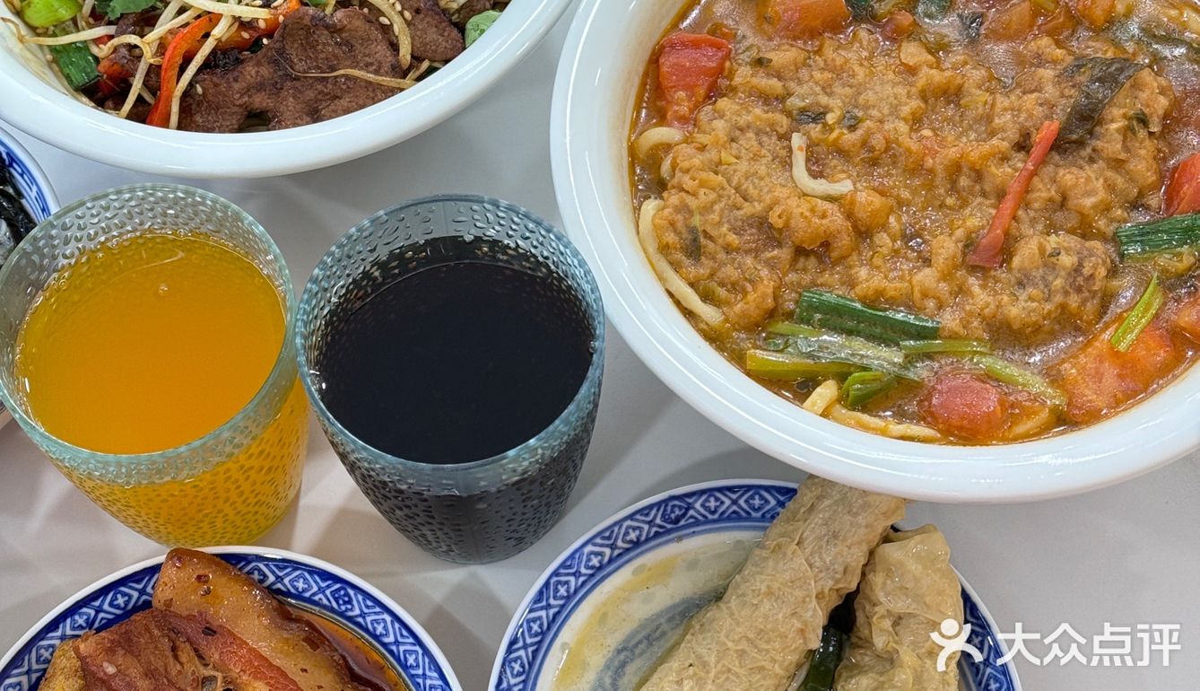 开业大酬宾！免费续面！吃到手软！💥🍲