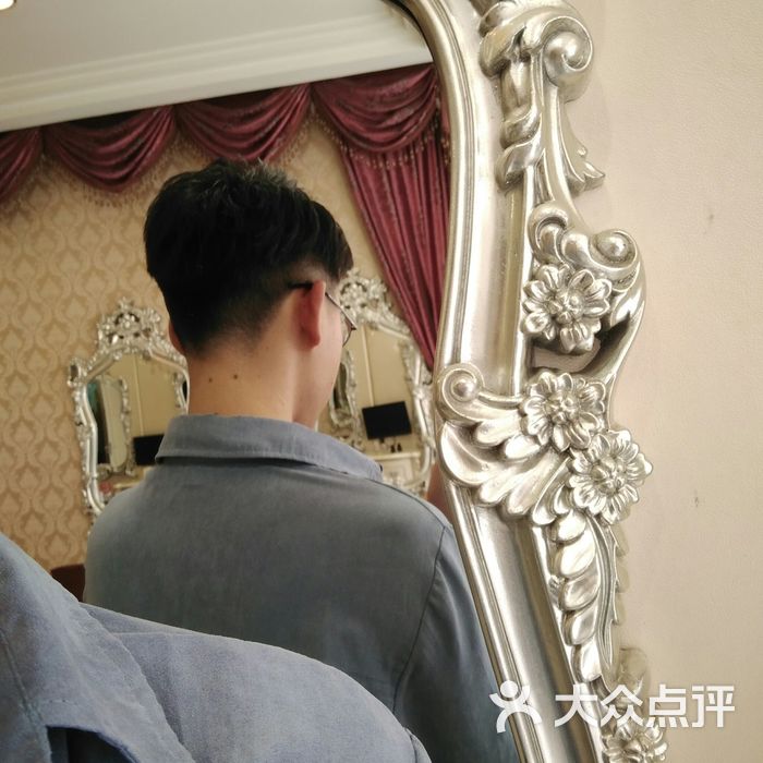 她雅发型