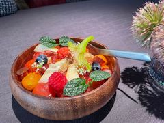 薄荷接骨木花渍当季水果-美美九席·湖景餐厅(李公堤店)