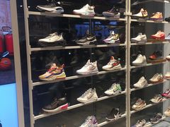 -NIKE KICKS LOUNGE体验店(北京新中关店)
