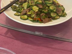 脆瓜炒牛肉-新溢香国际酒店-中餐厅