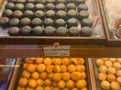 -昆明冠生园·鲜花饼·面包蛋糕(老街店)