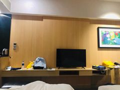 -上海虹桥西郊假日酒店