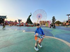 -七彩云南欢乐世界