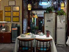 -江城小馆陕南妈妈菜·全球旅行餐厅(钟楼店)