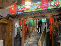 -头上红煨盐鸡乡村食府