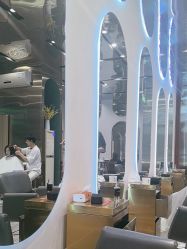 -卡尔诗·科技美肤连锁