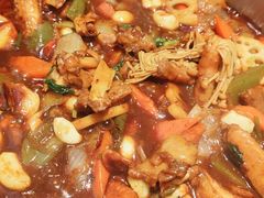 -山河屯铁锅炖(哈西站店)