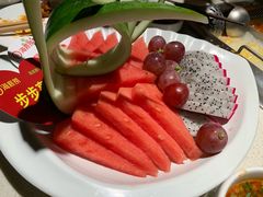 -海底捞火锅鲜切牛肉主题店(长寿路店)