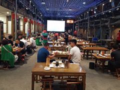 大堂-清真·老金烧烤·小龙虾(奥体中路店)