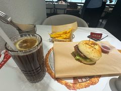 -必胜客(松雷店)