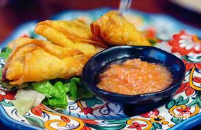 Sambosa (meat)