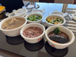 -巍阁月子中心(国贸店)