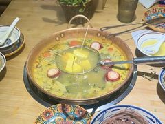 -洱火云南酸菜牛肉火锅(石景山当代商城店)