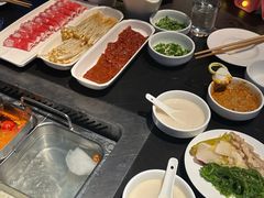 -海底捞火锅智慧餐厅(中骏世界城店)
