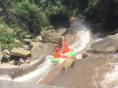 -崇州九龙峡漂流