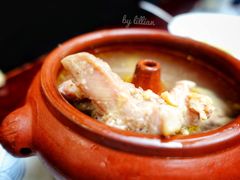 汽锅鸡-蔼若春.传承三十年云南菜(金碧公园店)