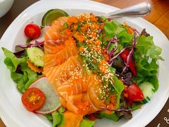 -Chom Cafe and Restaurant