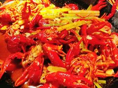 -沪小胖小龙虾(淮海中路旗舰店)