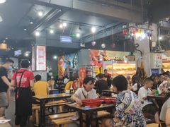 大堂-谢彬美味肥肠鸡冷锅串串(太古里总店)