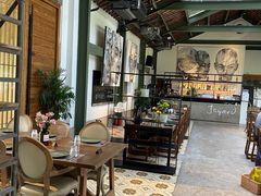 -喜洲吧·江畔老船厂·庭院餐厅(喜临院店)