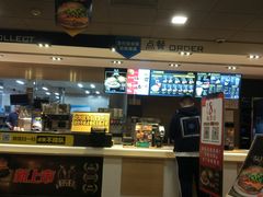 -麦当劳(南京路2店)