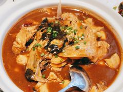 -鱼鲜饭香·招牌汽锅剁椒鱼头王