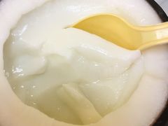 -志龙皇冠吃货椰子铺