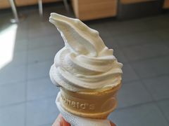 圆筒冰淇淋-麦当劳(乳山路店)