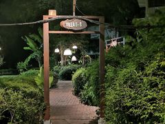 -卷心菜和避孕套餐厅(Pattaya)