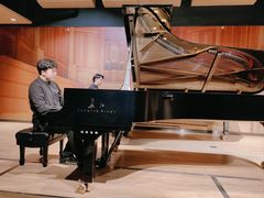 -柏斯音乐艺术中心·钢琴·吉他(上音店)