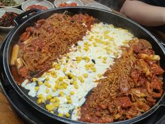 -高基五春川炒鸡排 韩国料理(威海总店)