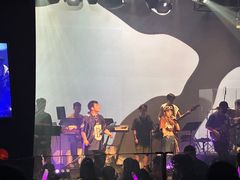 -KEZEE Music Live