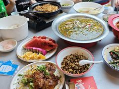 -有红鸡毛店·川菜(建设路店)