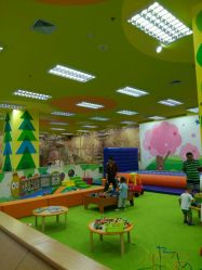 -莫莉幻想儿童乐园(三河燕郊永旺店)