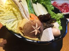 -呷哺呷哺(融创茂店)