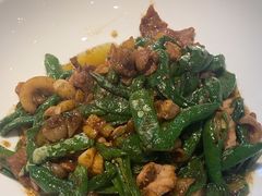 -黄泥岗·地道湖北菜(奥特莱斯店)