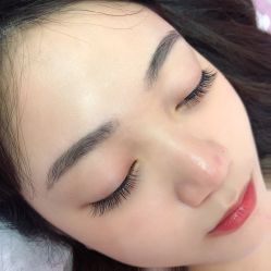 -纤指百魅美甲美睫