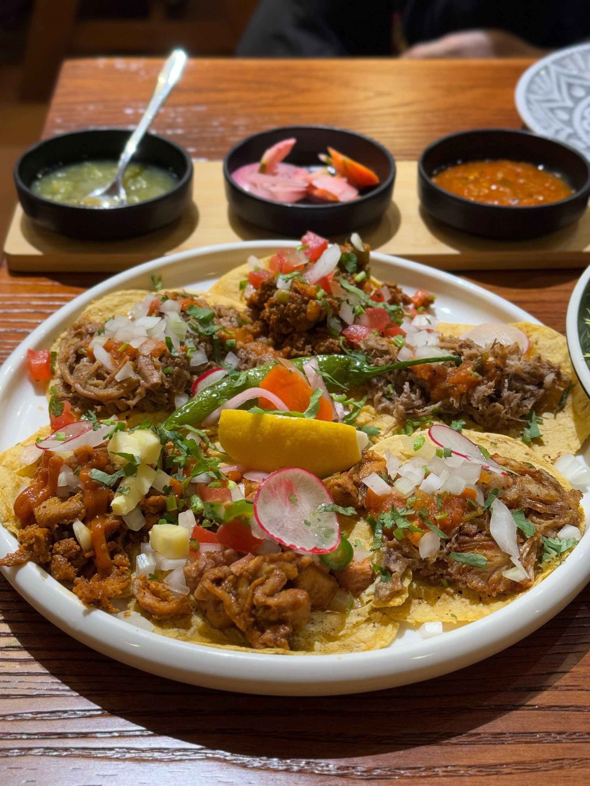 n之前就挺喜欢吃墨西哥菜的,喜欢吃炸鱼taco,这家的套餐也还不错