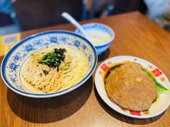 -辣肉面大王(天平路店)