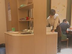 -帝皇海海鲜豆捞(桐泾商务广场店)