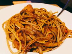 黑椒牛柳炒意粉-花腰餐吧Bistro烧烤 傣味(传媒大学店)