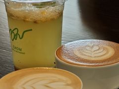 -Chom Cafe and Restaurant