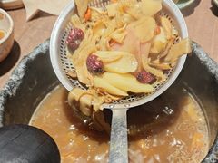 -蘑界·野生菌火锅(深业上城店)