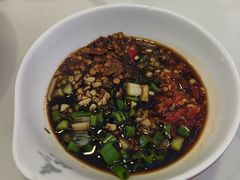 -毛辣果·贵州红酸汤牛肉火锅(西单店)