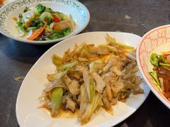 -五谷丰登农家院·地道胶东菜·海鲜烧烤(威海店)
