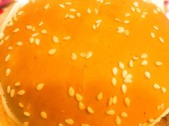 -麦当劳(新洲南路店)