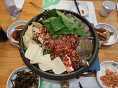 -青瓦餐厅·生鱼片·韩园烤肉(西塔店)